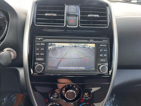 Used 2017 Nissan Versa FWD image 17
