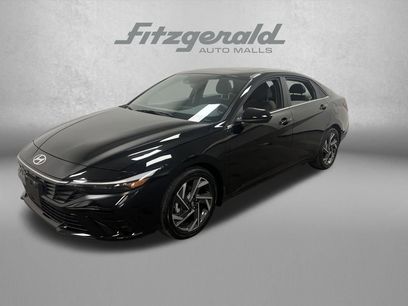 Used 2025 Hyundai Elantra SEL