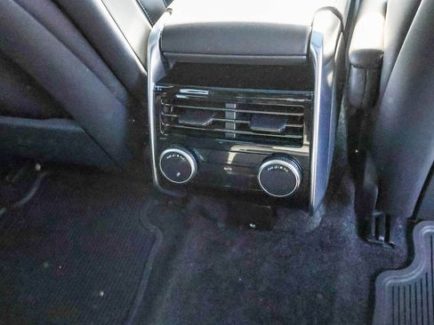 New 2026 Land Rover Range Rover Long Wheelbase SE image 21