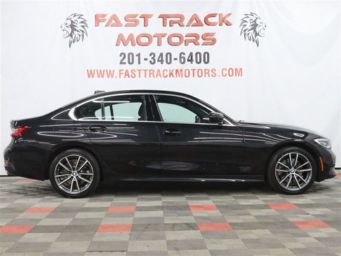 Used 2021 BMW 330i xDrive Sedan w/ Driving Assistance Package AWD/4WD image 4