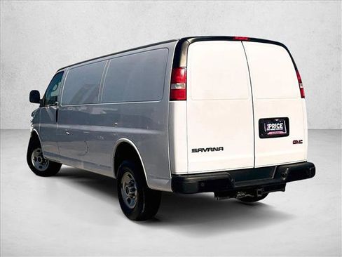 Used 2020 GMC Savana 2500 Extended w/ Enhanced Convenience Package image 13