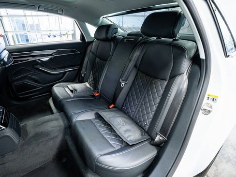 Used 2023 Audi S8 image 55