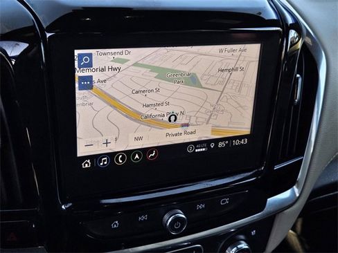 Used 2023 Chevrolet Traverse Premier image 26