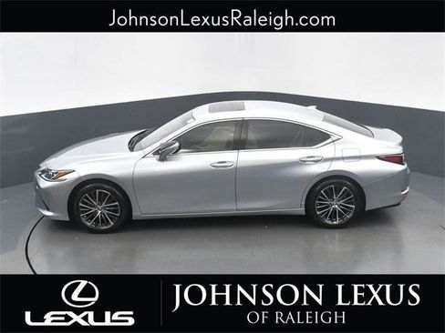 Certified 2022 Lexus ES 350 w/ Premium Package FWD image 25