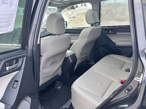 Used 2015 Subaru Forester 2.5i Limited w/ Popular Package #2 image 10