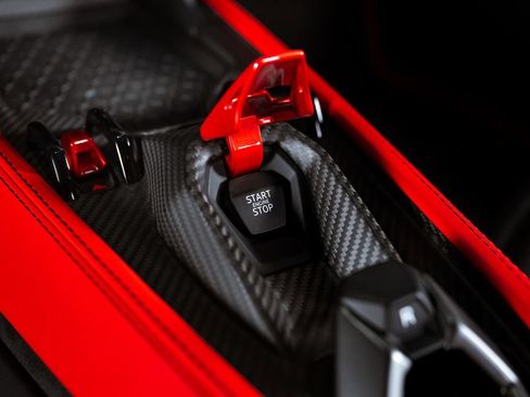 Used 2024 Lamborghini Revuelto AWD/4WD image 35