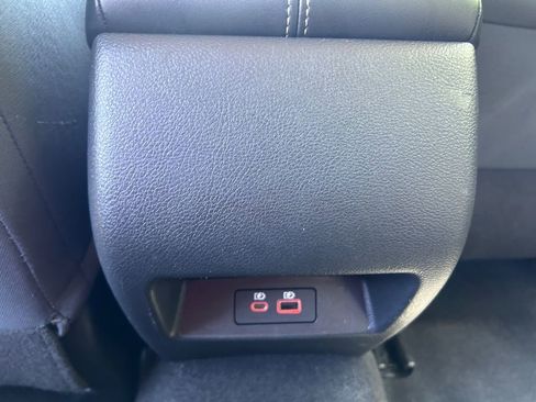 Used 2024 Nissan Altima 2.5 SV FWD image 18