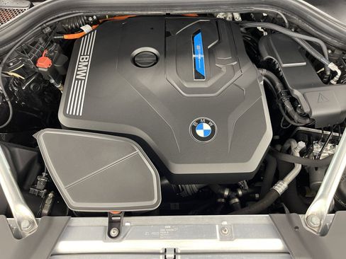Used 2021 BMW X3 xDrive30e image 38