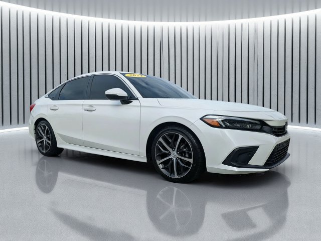 Used 2024 Honda Civic Touring image 2