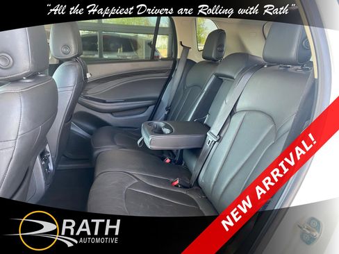 Used 2017 Buick Envision Essence image 17