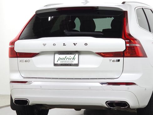Used 2018 Volvo XC60 T6 Inscription w/ Luxury Seat Package AWD/4WD image 11