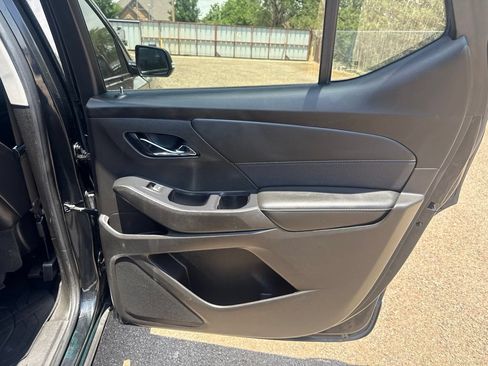 Used 2021 Chevrolet Traverse Premier w/ Redline Edition FWD image 36