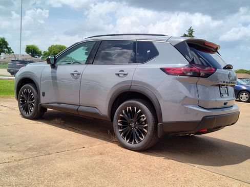 New 2026 Nissan Rogue Dark Armor FWD image 3