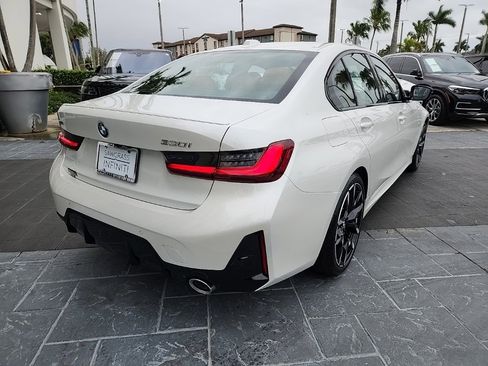 Used 2025 BMW 330i xDrive Sedan w/ M Sport Package image 8