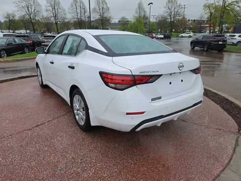 Used 2025 Nissan Sentra S FWD image 3