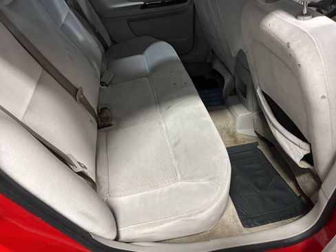 Used 2009 Chevrolet Impala LT FWD image 13