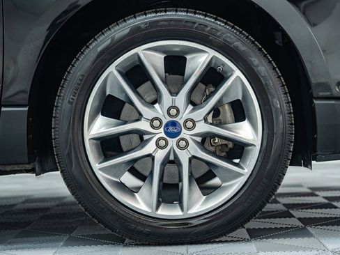 Used 2015 Ford Edge Titanium w/ Equipment Group 302A image 18