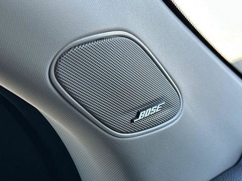 New 2025 Honda Pilot Touring image 22