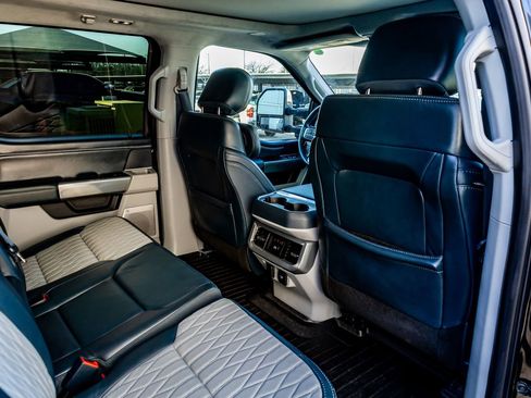 Used 2024 Ford F250 Limited w/ FX4 Off-Road Package image 28