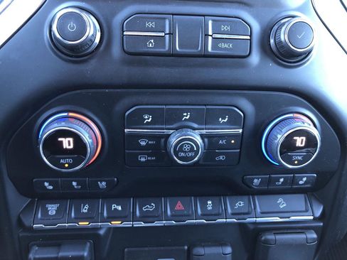 Used 2020 Chevrolet Silverado 2500 LTZ w/ LTZ Premium Package image 21