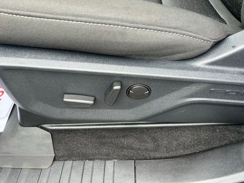 Certified 2023 Ford F150 XLT w/ Equipment Group 302A High image 16