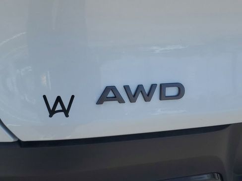 New 2025 Nissan Murano SV image 6