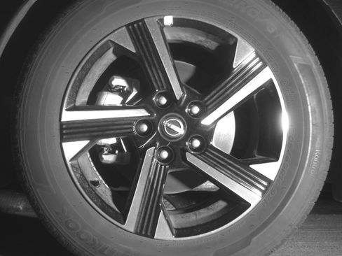 Used 2025 Nissan Sentra SV FWD image 12
