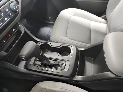 Used 2020 Chevrolet Colorado W/T w/ WT Convenience Package image 29