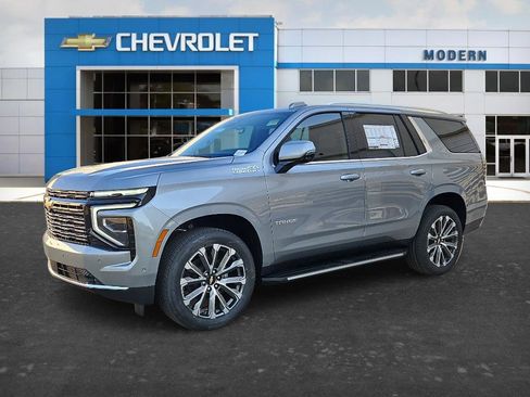 New 2026 Chevrolet Tahoe High Country w/ Sun And Tow Package AWD/4WD image 1