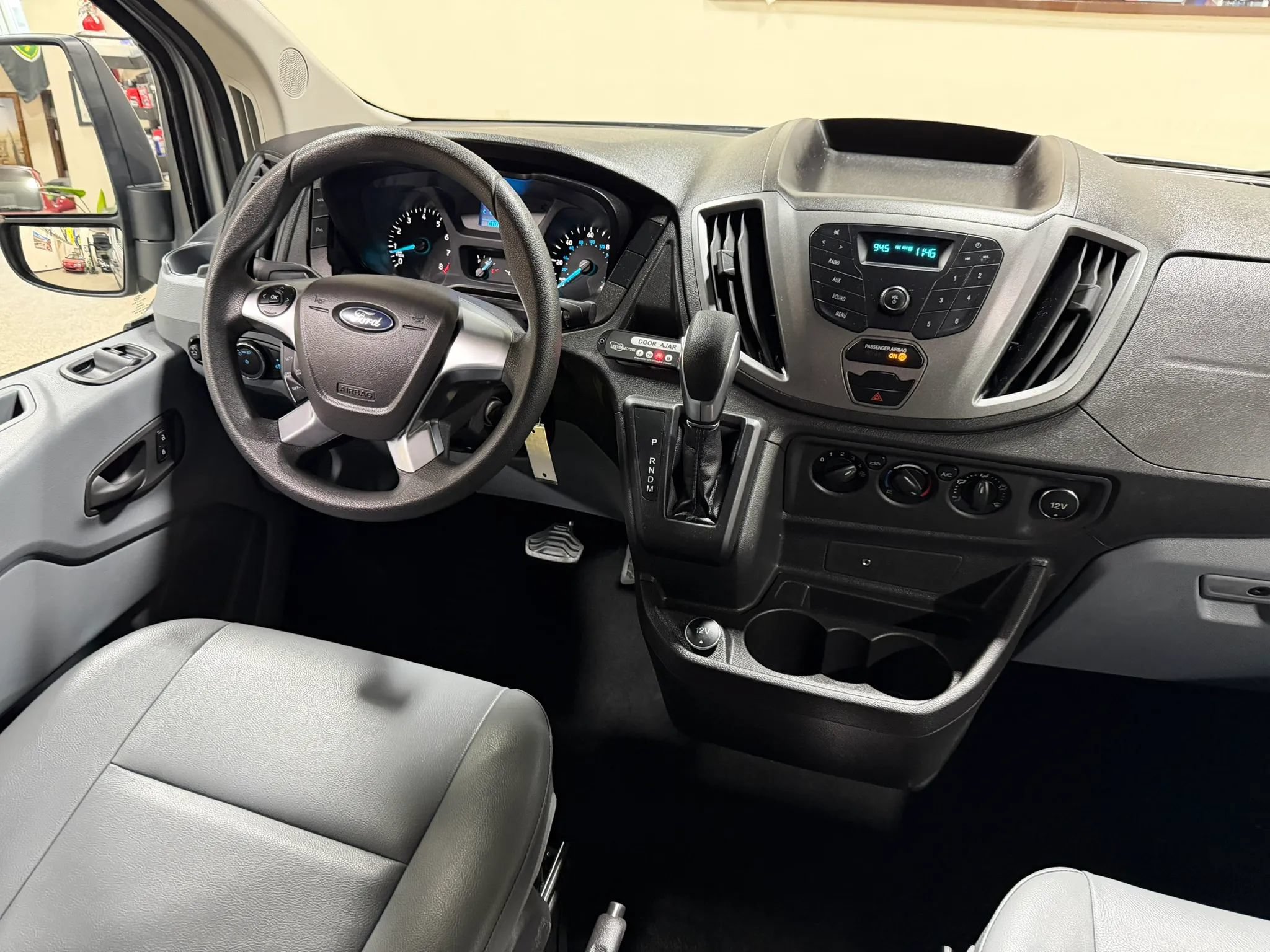 Used 2019 Ford Transit 250 148 Medium Roof RWD image 59