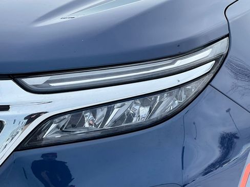 Used 2022 Chevrolet Equinox LT w/ LPO, Floor Liner Package image 30