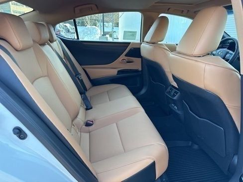 New 2025 Lexus ES 350 w/ Premium Package image 14