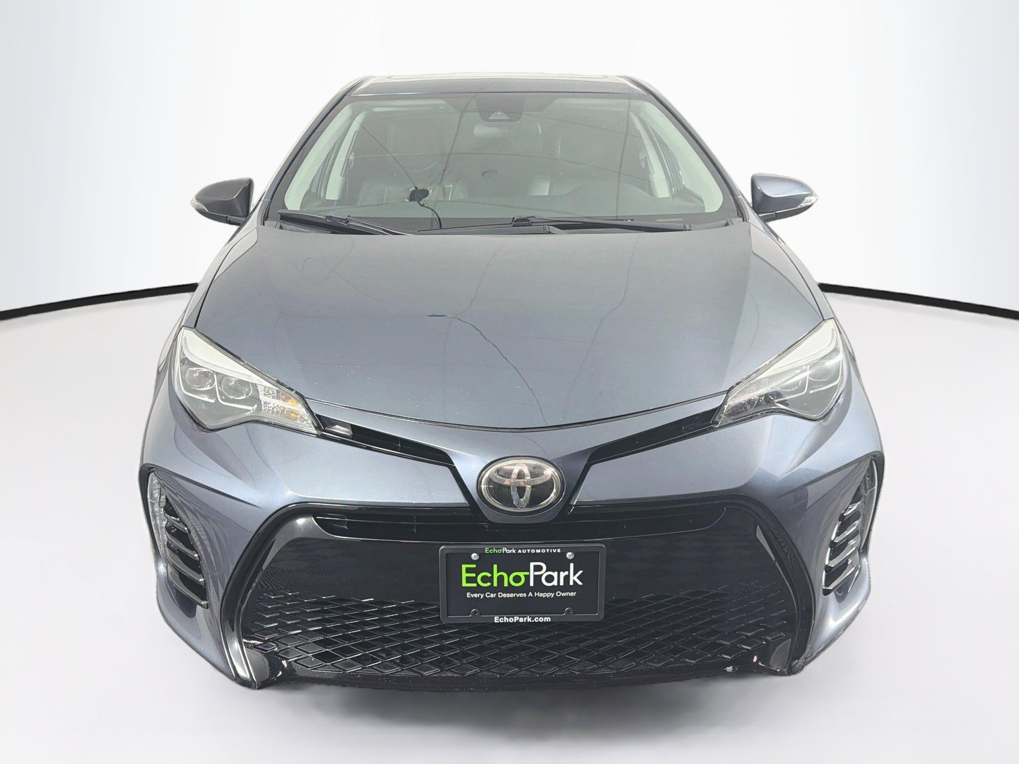 Used 2017 Toyota Corolla XSE w/ Carpet Mat Package (TMS) FWD image 2