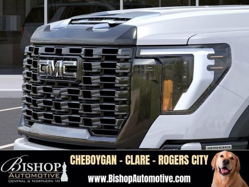 New 2026 GMC Sierra 3500 Denali Ultimate AWD/4WD image 13