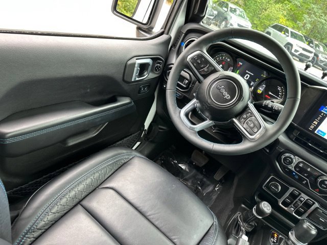Used 2024 Jeep Wrangler High Altitude AWD/4WD image 21