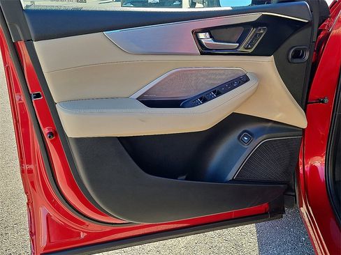 Used 2025 Acura MDX Technology Package image 16