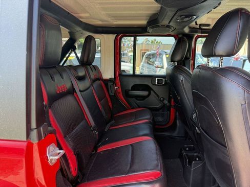 Used 2021 Jeep Wrangler Unlimited Sport AWD/4WD image 13