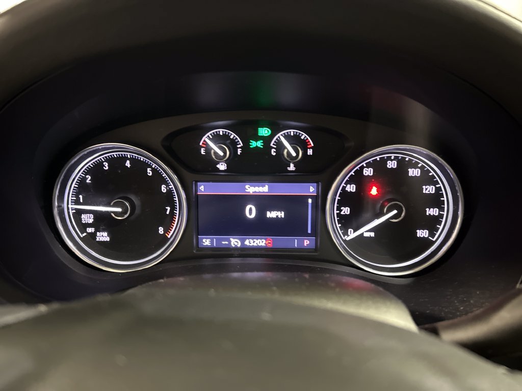 Used 2023 Buick Enclave Essence FWD image 14