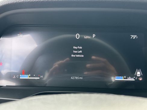 Used 2024 Jeep Grand Cherokee L Laredo image 28