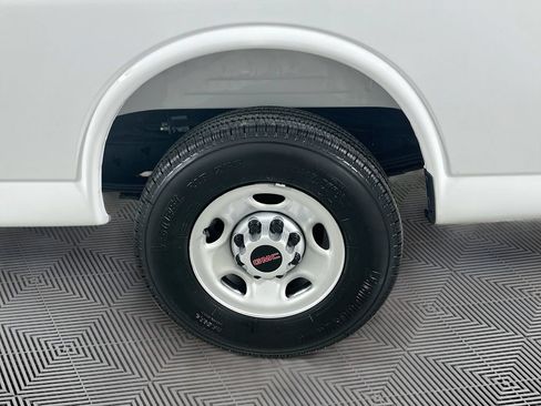 Used 2025 GMC Savana 2500 w/ Driver Convenience Package RWD image 27