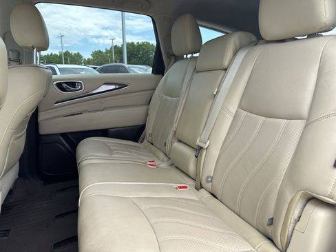 Used 2019 INFINITI QX60 Luxe w/ Essential Package FWD image 27