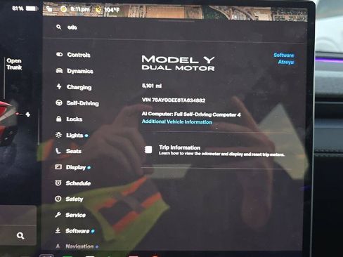Used 2026 Tesla Model Y AWD image 6