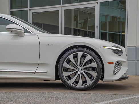 New 2026 Bentley Continental GT image 13