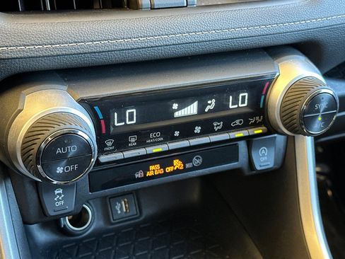 Certified 2024 Toyota RAV4 XLE AWD/4WD image 25