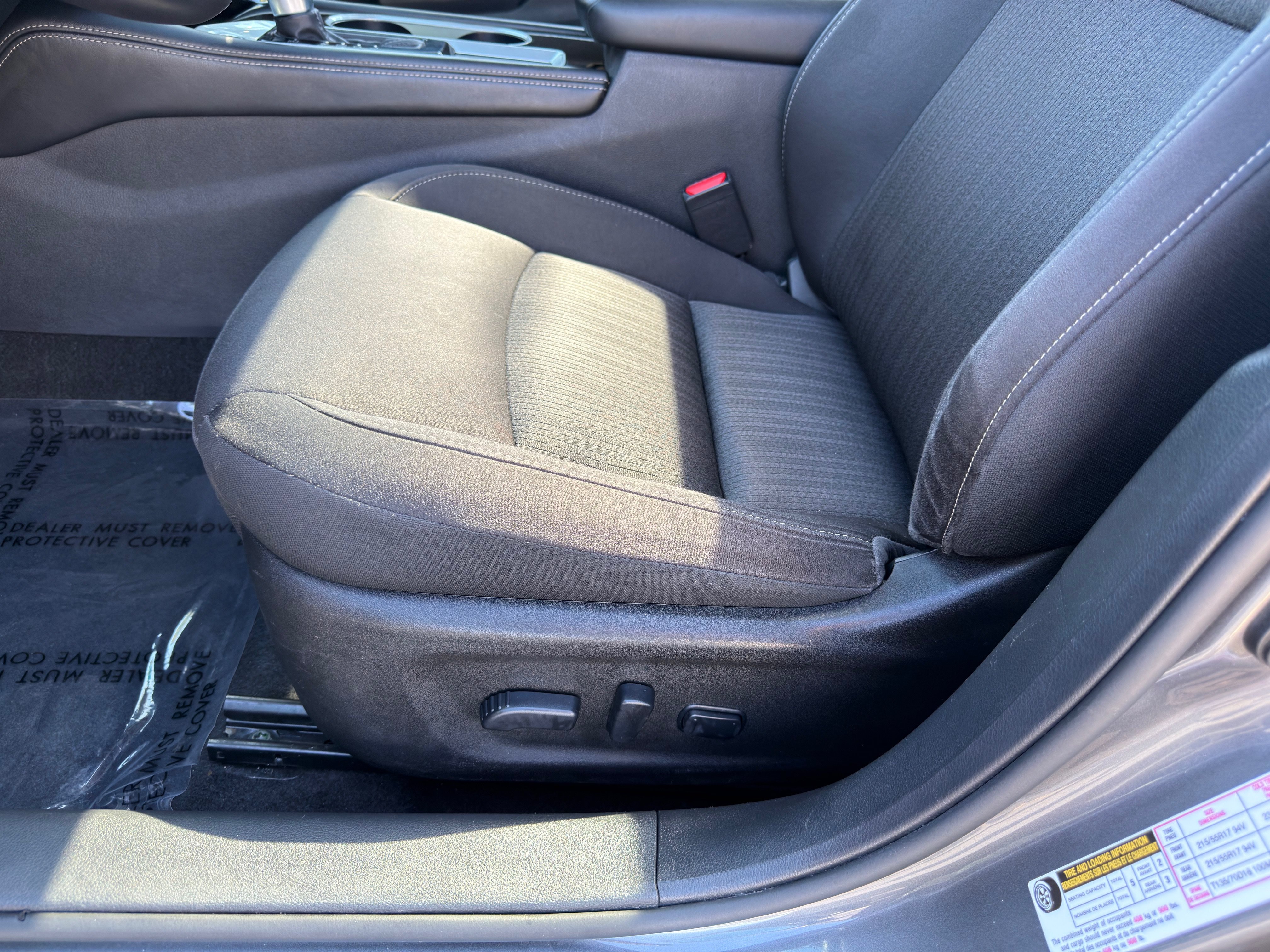 Used 2024 Nissan Altima 2.5 SV w/ SV Premium Package FWD image 25