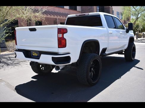 Used 2020 Chevrolet Silverado 2500 LT w/ Z71 Off-Road Package AWD/4WD image 7