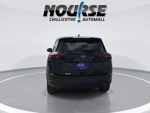 Used 2024 Nissan Rogue S FWD image 7