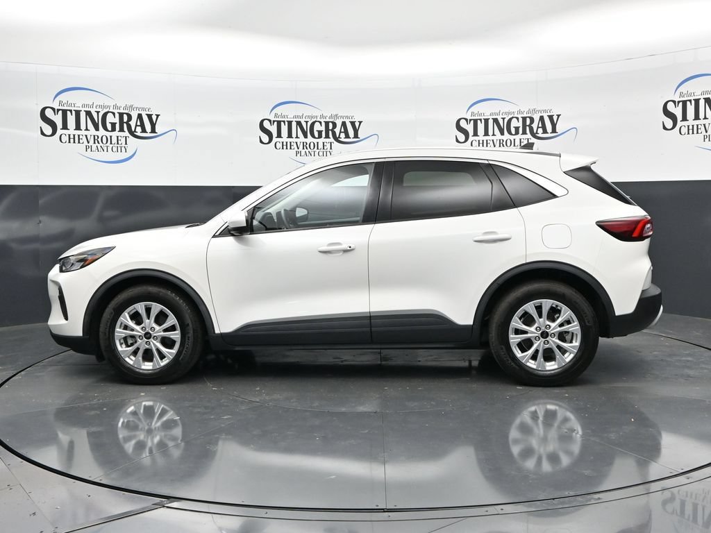 Used 2023 Ford Escape Active w/ Tech Pack #2 FWD image 4
