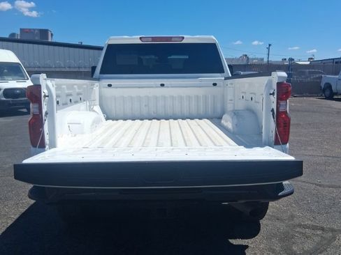 Used 2025 Chevrolet Silverado 2500 Custom w/ Custom Convenience Package AWD/4WD image 9