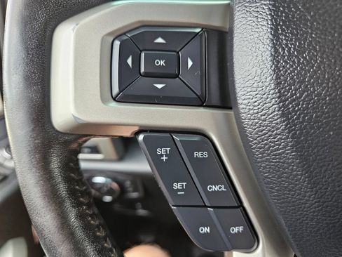 Used 2018 Ford F250 Lariat w/ Lariat Ultimate Package AWD/4WD image 53